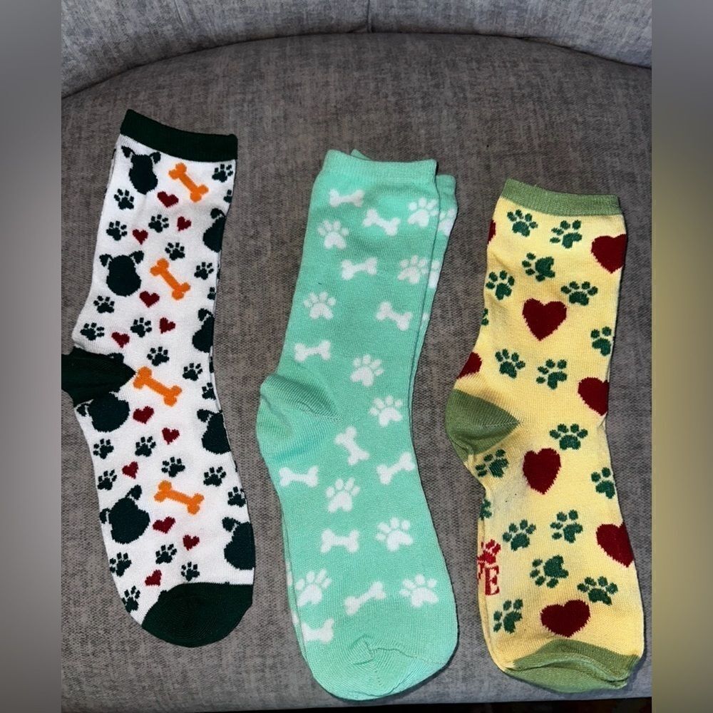 Dog socks new sz M